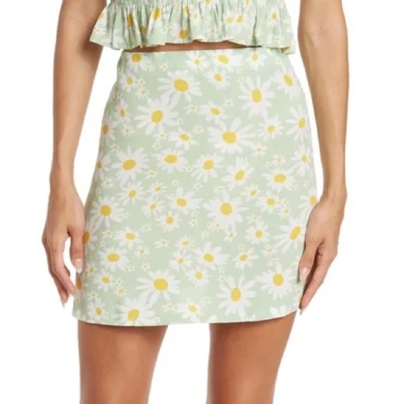 Elodie Floral Green Skirt Medium D - Picture 1 of 6